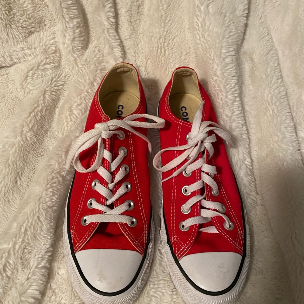 red low top converse